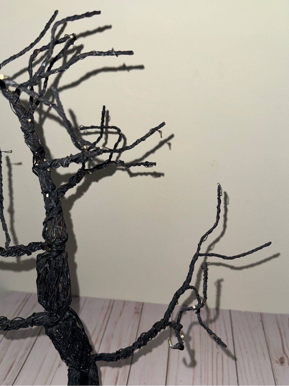 Halloween LED tree - Picture 6 of 10